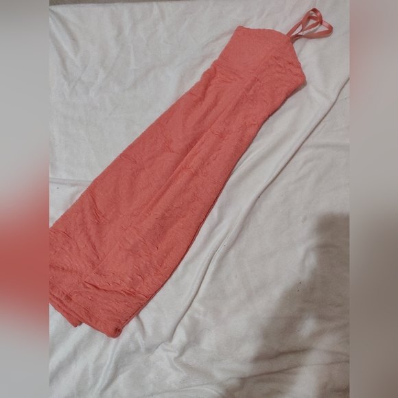 Bundle of 2 Dresses Forever21 Seduction - Picture 3 of 6